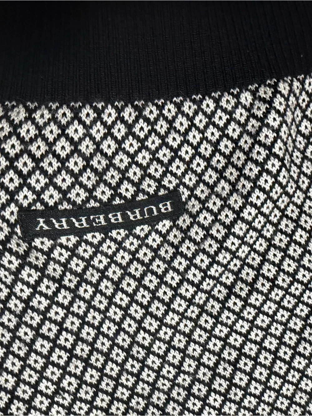 Burberry Black and White Diamond-Pattern V-Neck Sweater